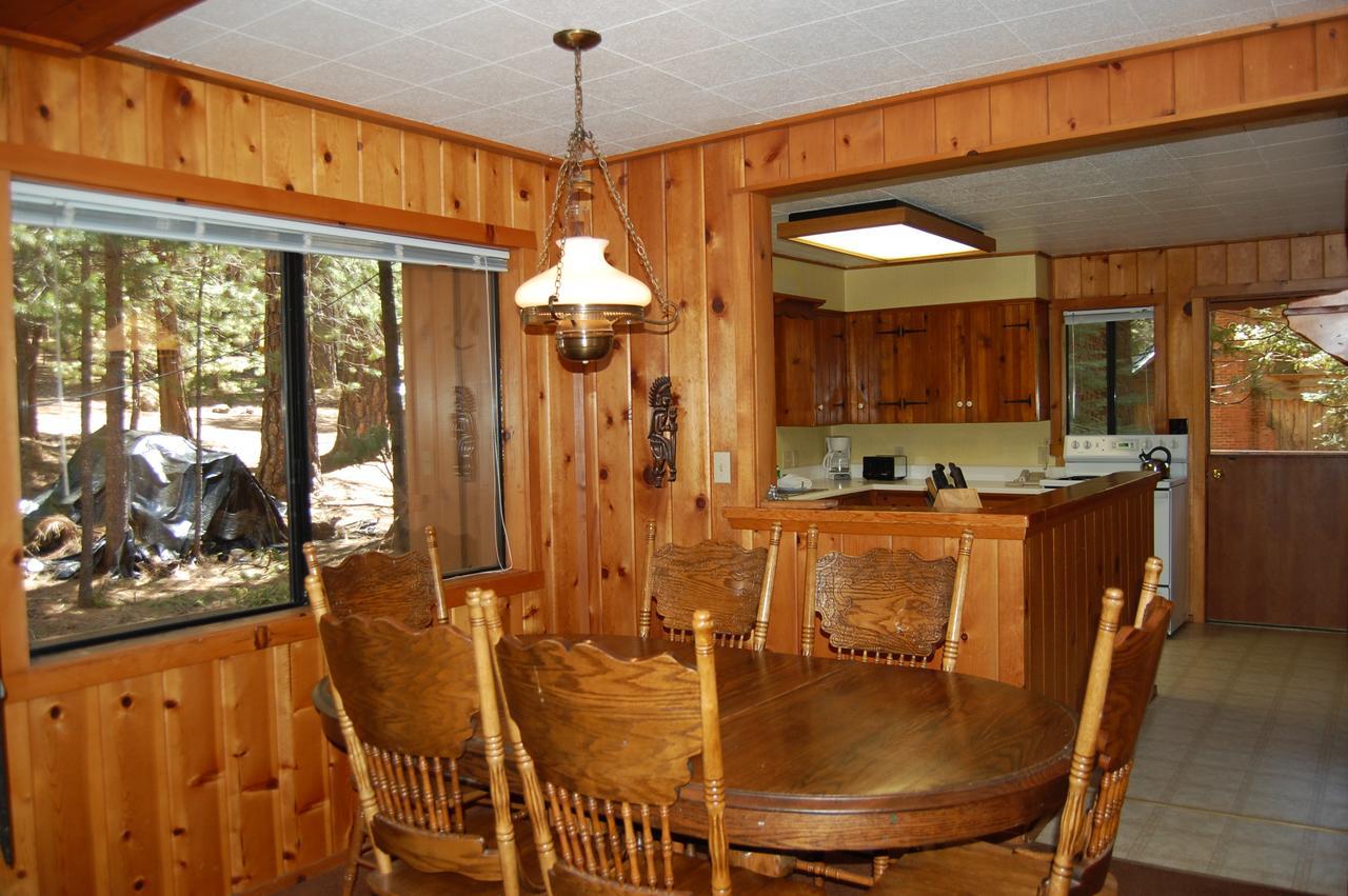 9S Pine Cabin South Wawona エクステリア 写真